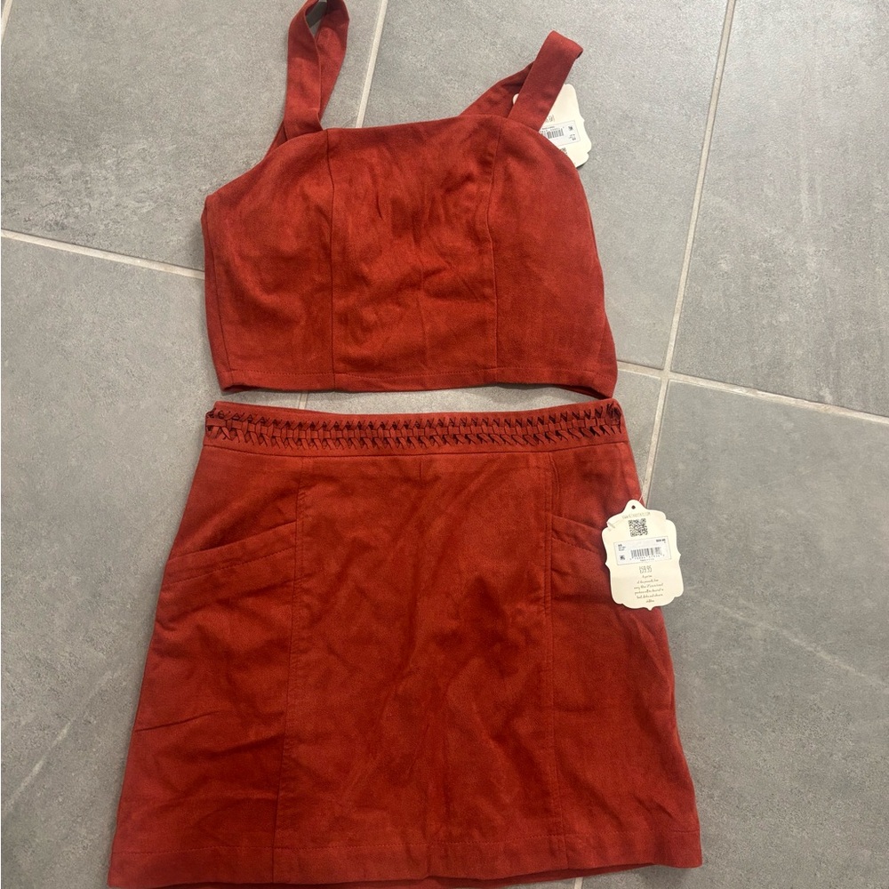 Altard State Rust Red Two-Piece Set